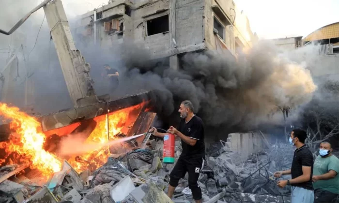 ইসরাইলি হামলায় গত ২৪ ঘণ্টায় ১০০ ফিলিস্তিনি নিহত – DesheBideshe ইসরাইলি হামলায় গত ২৪ ঘণ্টায় ১০০ ফিলিস্তিনি নিহত – DesheBideshe