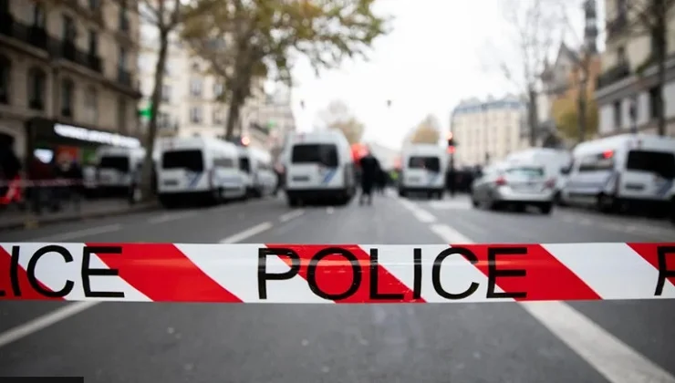 ফ্রান্সে ফ্ল্যাট থেকে ৪ সন্তানসহ নারীর মরদেহ উদ্ধার – DesheBideshe ফ্রান্সে ফ্ল্যাট থেকে ৪ সন্তানসহ নারীর মরদেহ উদ্ধার – DesheBideshe