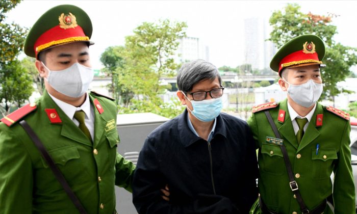 ভিয়েতনামে ১৮ বছরের জেল সাবেক স্বাস্থ্যমন্ত্রীর – DesheBideshe ভিয়েতনামে ১৮ বছরের জেল সাবেক স্বাস্থ্যমন্ত্রীর – DesheBideshe