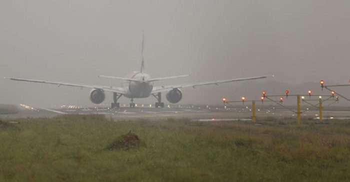 ঘন কুয়াশায় ঢাকার ফ্লাইট গেল কলকাতায় – DesheBideshe ঘন কুয়াশায় ঢাকার ফ্লাইট গেল কলকাতায় – DesheBideshe