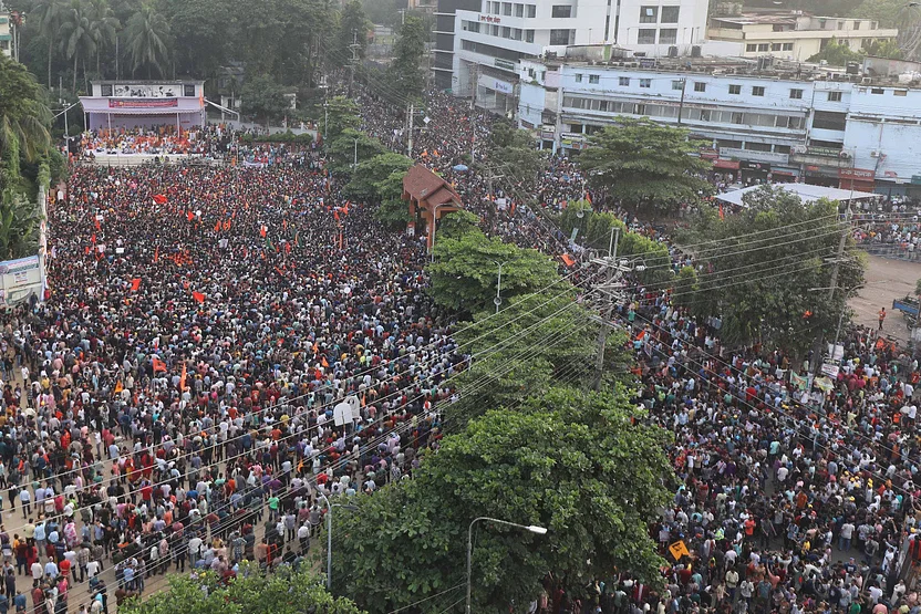 ৮ দফা দাবিতে হিন্দুধর্মাবলম্বীদের সমাবেশ, ঢাকা অভিমুখে লংমার্চের ঘোষণা – DesheBideshe ৮ দফা দাবিতে হিন্দুধর্মাবলম্বীদের সমাবেশ, ঢাকা অভিমুখে লংমার্চের ঘোষণা – DesheBideshe