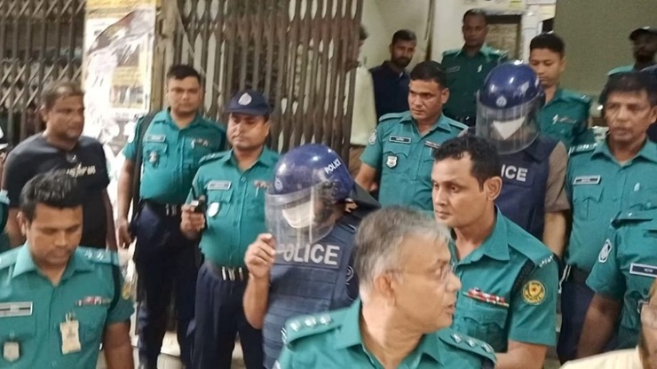এএসপি জুয়েল ও ওসি রফিকুল রিমান্ডে – DesheBideshe এএসপি জুয়েল ও ওসি রফিকুল রিমান্ডে – DesheBideshe