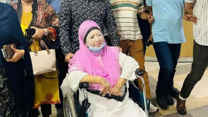 চিকিৎসার জন্য আজ লন্ডন যাচ্ছেন খালেদা জিয়া – DesheBideshe চিকিৎসার জন্য আজ লন্ডন যাচ্ছেন খালেদা জিয়া – DesheBideshe