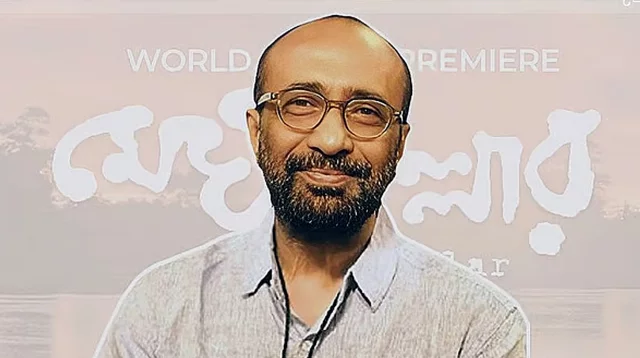 মায়ের কবরে চিরনিদ্রায় শায়িত সিনেমার মেঘমল্লার – DesheBideshe মায়ের কবরে চিরনিদ্রায় শায়িত সিনেমার মেঘমল্লার – DesheBideshe