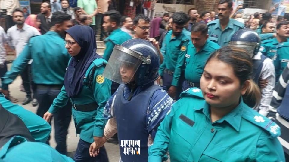 আদালতে বিচারককেই প্রশ্ন করে বসলেন ফারজানা রূপা – DesheBideshe আদালতে বিচারককেই প্রশ্ন করে বসলেন ফারজানা রূপা – DesheBideshe