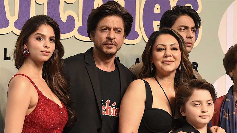 ‘মান্নাত’ ছেড়ে ভাড়া বাসায় উঠেছেন শাহরুখ – DesheBideshe ‘মান্নাত’ ছেড়ে ভাড়া বাসায় উঠেছেন শাহরুখ – DesheBideshe