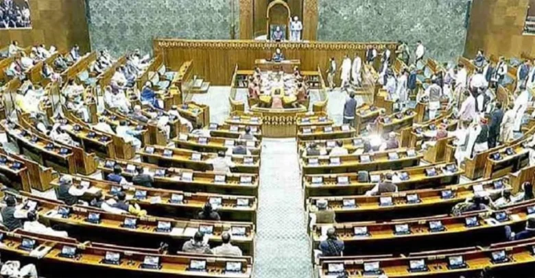 ভারতে নতুন অভিবাসন বিল পাস, বিদেশিদের জন্য কঠোর নিয়ম – DesheBideshe ভারতে নতুন অভিবাসন বিল পাস, বিদেশিদের জন্য কঠোর নিয়ম – DesheBideshe