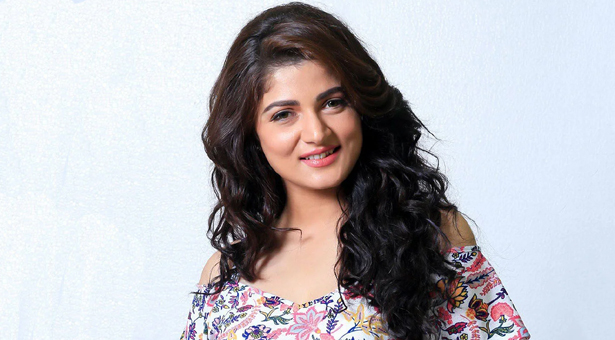 তৃতীয় সংসারও টিকলো না শ্রাবন্তীর – DesheBideshe তৃতীয় সংসারও টিকলো না শ্রাবন্তীর – DesheBideshe