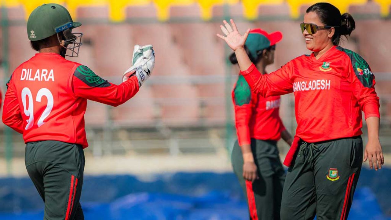 দাপুটে জয়ে সুপার সিক্সে উঠল বাংলাদেশ নারী দল – DesheBideshe