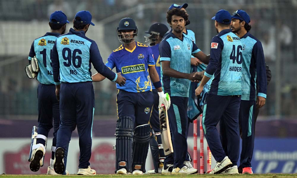 চট্টগ্রামের কাছে হেরে সবার আগে নোয়াখালীর বিদায় – DesheBideshe চট্টগ্রামের কাছে হেরে সবার আগে নোয়াখালীর বিদায় – DesheBideshe