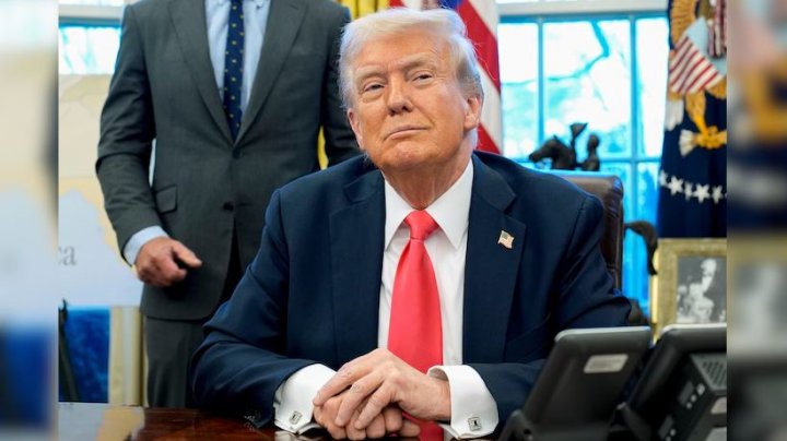 রাশিয়ার তেল কেনায় ভারতসহ তিন দেশে ৫০০ শতাংশ শুল্ক আরোপের প্রস্তাবে ট্রাম্পের সম্মতি – DesheBideshe