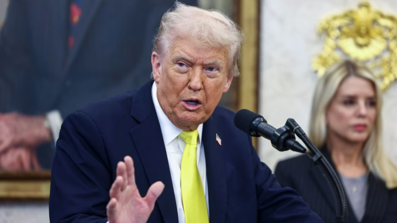 নিরাপদে ক্ষমতা হস্তান্তর প্রক্রিয়া সম্পন্ন না হওয়া পর্যন্ত ভেনেজুয়েলা চালাবে যুক্তরাষ্ট্র – DesheBideshe