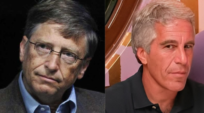 এপস্টেইনের সঙ্গে কাটানো সময়ের জন্য ক্ষমা চাইলেন বিল গেটস – DesheBideshe