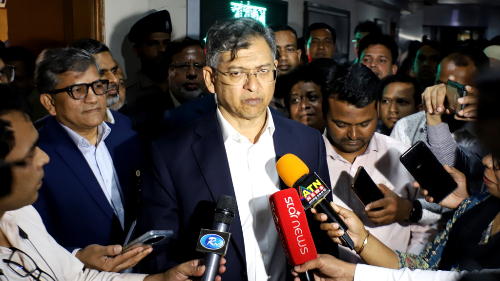 ওসিদের সরাসরি ফোন না করার নির্দেশ ও দুর্নীতির বিরুদ্ধে কঠোর বার্তা স্বরাষ্ট্রমন্ত্রীর – DesheBideshe ওসিদের সরাসরি ফোন না করার নির্দেশ ও দুর্নীতির বিরুদ্ধে কঠোর বার্তা স্বরাষ্ট্রমন্ত্রীর – DesheBideshe