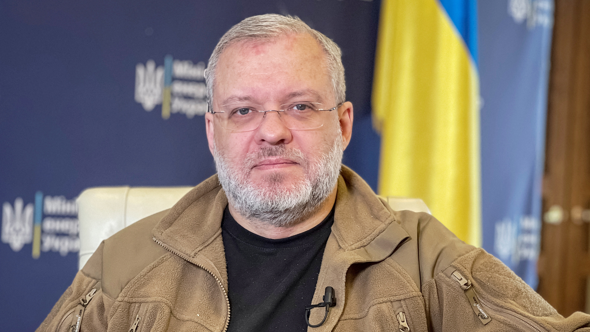 দুর্নীতির মামলায় দেশ ছাড়তে গিয়ে গ্রেপ্তার ইউক্রেনের সাবেক জ্বালানিমন্ত্রী – DesheBideshe