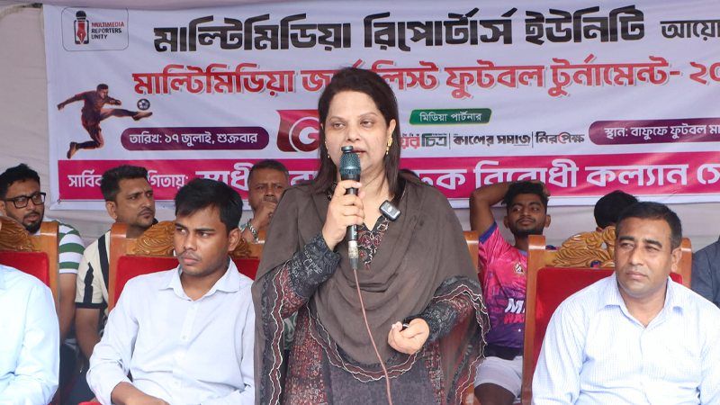 বাংলাদেশেও একদিন বিশ্বমানের ফুটবলার তৈরি হবে: ঢাকার জেলা প্রশাসক – DesheBideshe বাংলাদেশেও একদিন বিশ্বমানের ফুটবলার তৈরি হবে: ঢাকার জেলা প্রশাসক – DesheBideshe